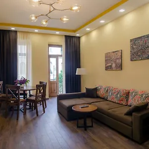  Апартаменты Home@97 On Aghmashenebeli Avenue
